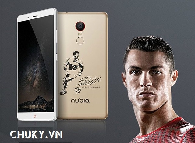 Điện thoại có mẫu chữ ký của Ronaldo