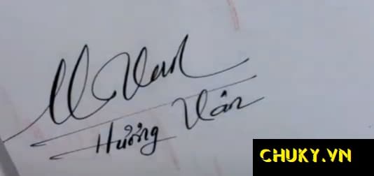 Mẫu chữ ký tên Hương Vân