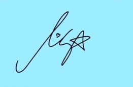 Mẫu chữ ký cũ của Lisa