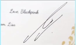 Mẫu chữ ký mới của Lisa