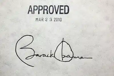 Chữ ký Obama nói lên điều gì