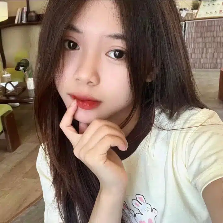 Ảnh bé Quỳnh FF CUTE