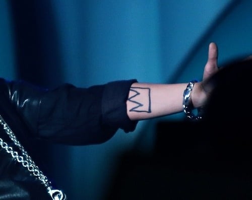 Hình xăm mới của G-Dragon
