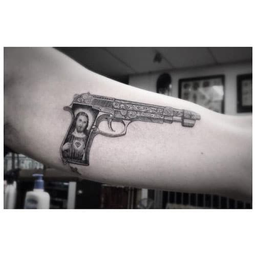 Mẫu Hình xăm G-Dragon ở tay