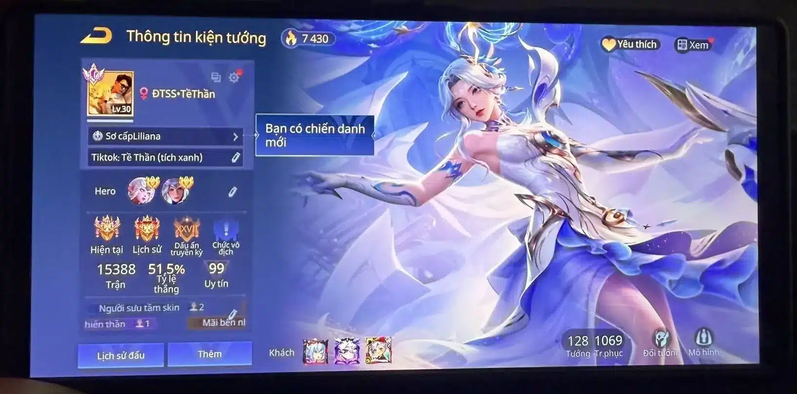 Acc Liên Quân có skin SSS, Flo..